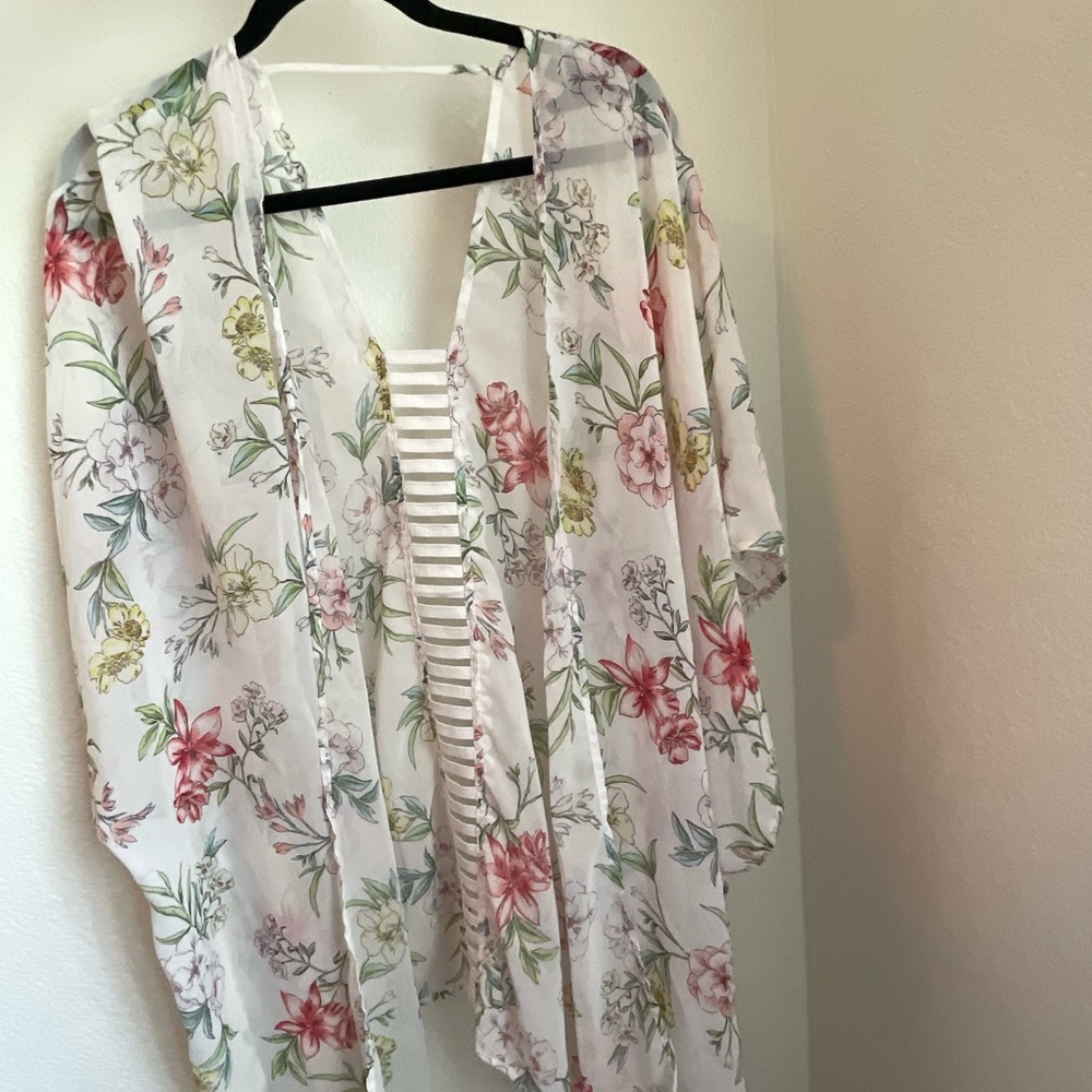 Floral Spring Sheer Cardigan for Plus Size Women